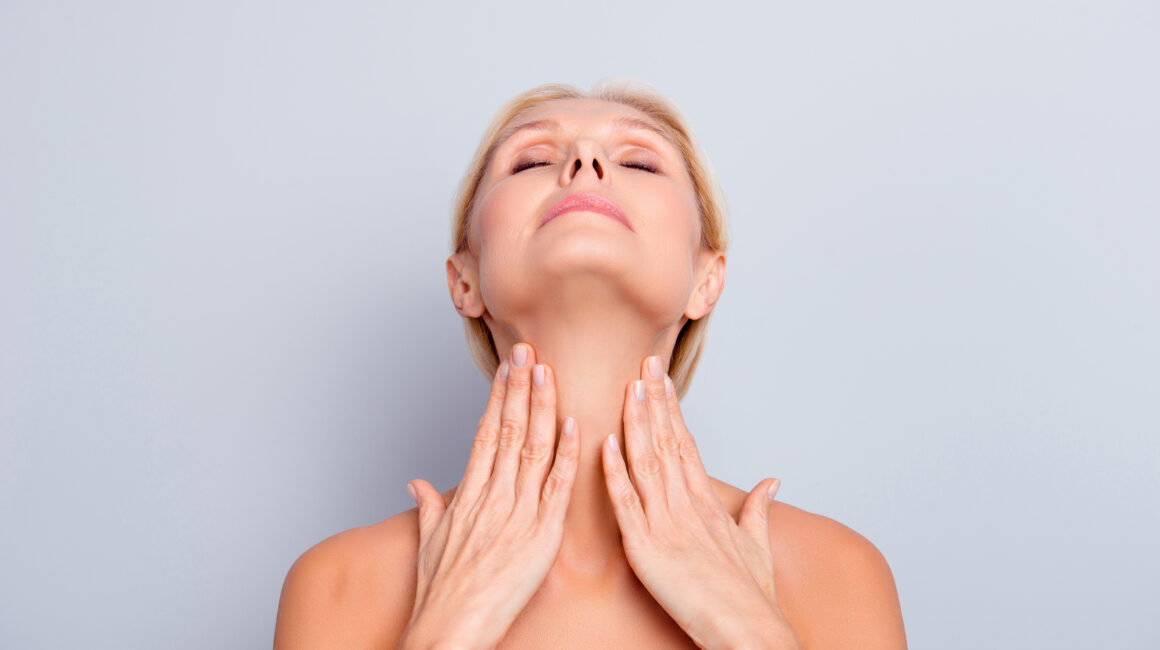 How is double chin mesotherapy performed