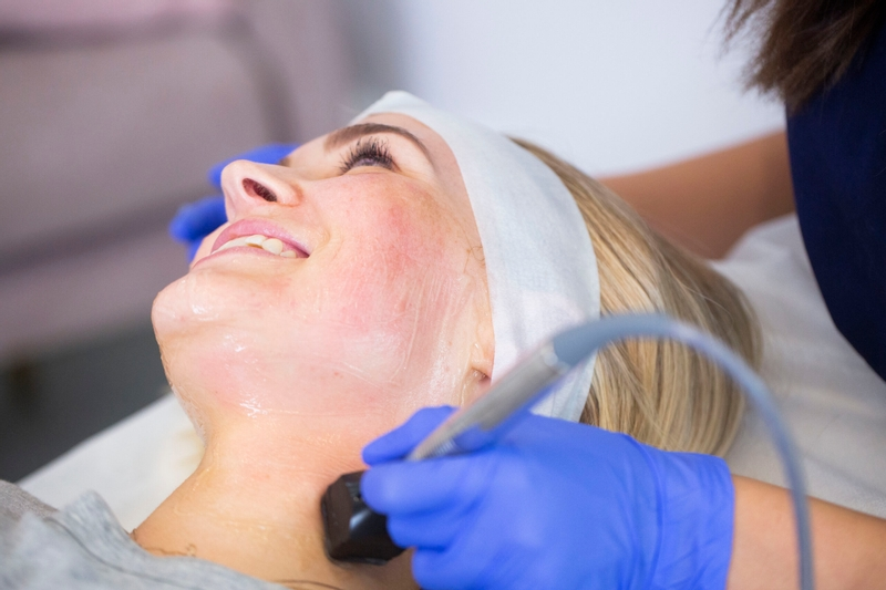 Non-invasive and gentle hydrafacial treatment for sensitive skin.