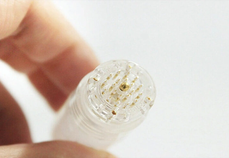 Aquagold microneedles close-up